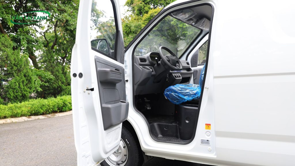 Karry E5 Van - Cửa xe