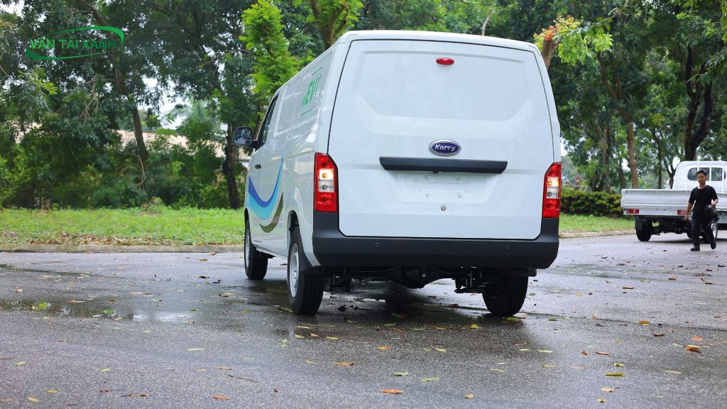 Karry E5 Van - Thùng xe 5,6 m3