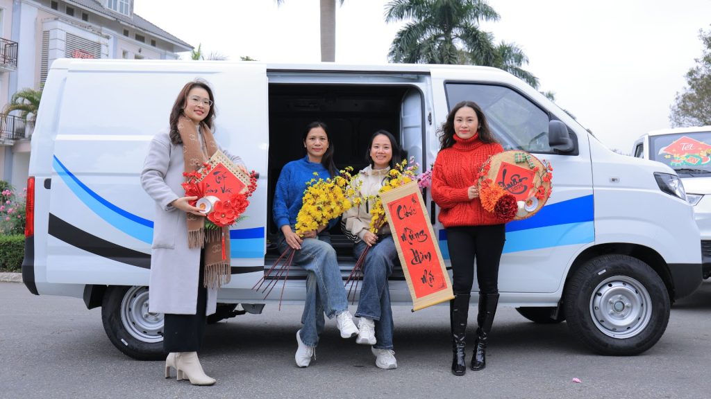 Xe tải van Karry E5 Van