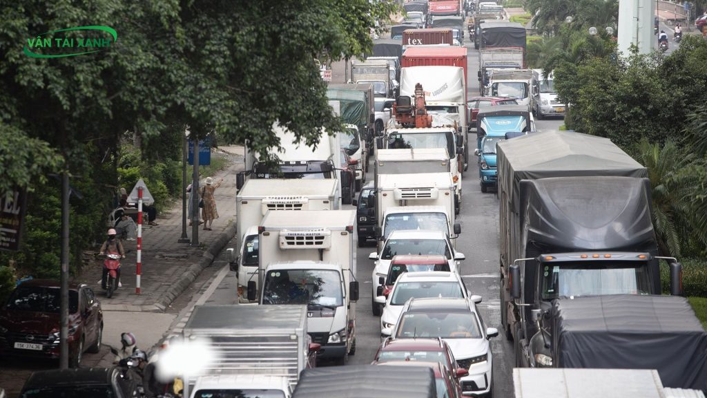 Xe tải van điện vào phố 24/7