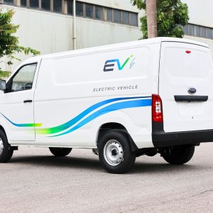 Xe Van điện E5 - Với tải trọng 945kg, quảng đường hơn 230km