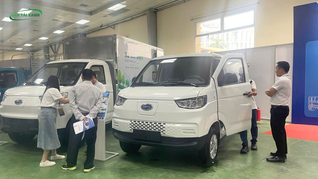 xe tải điện Karry X5 1495kg tại triển lãm