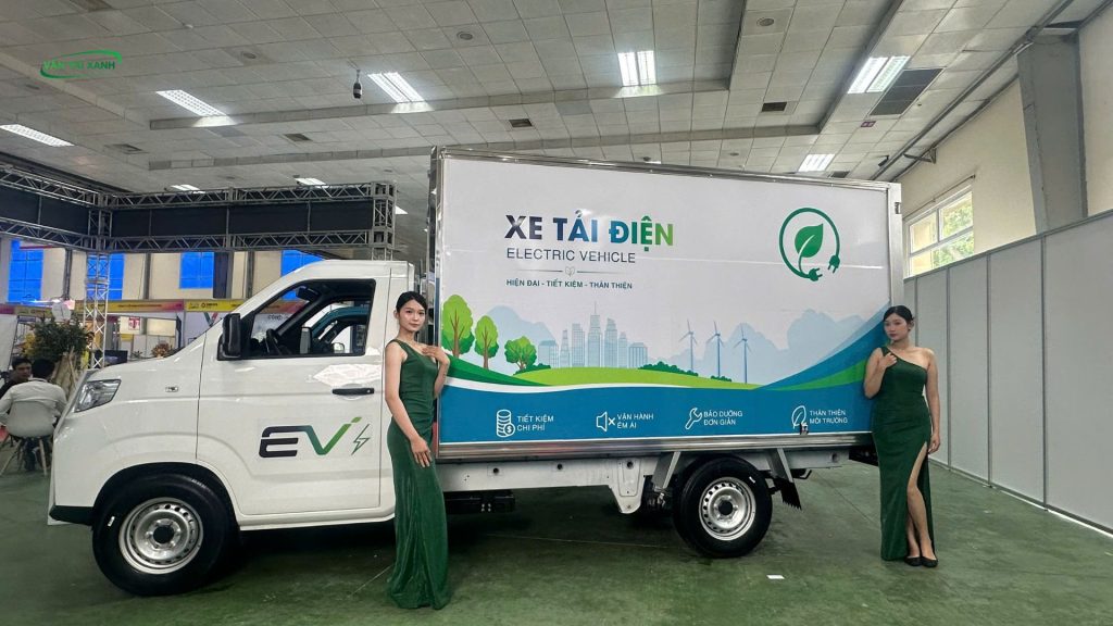 Xe tải điện Karry X5 - Phiên bản thùng kín