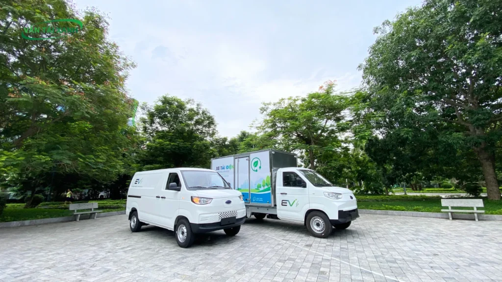 Bộ đôi xe tải điện - Vận tải xanh